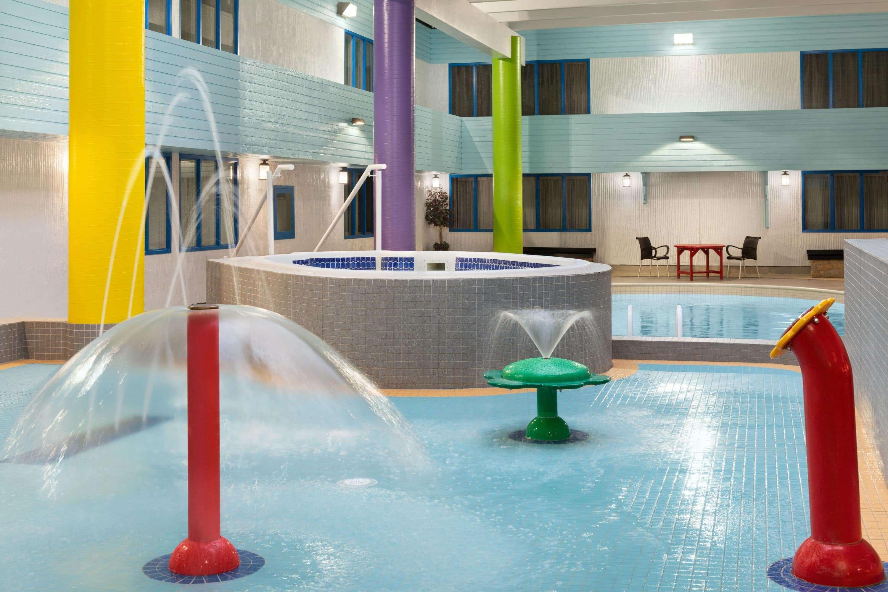 Travelodge Hotel By Wyndham Saskatoon Exteriér fotografie